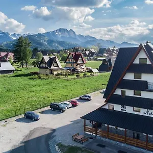 https://malucko-chata.zakopanehotels.org