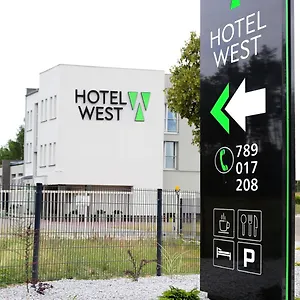 ** Hotel West - Airport Poland